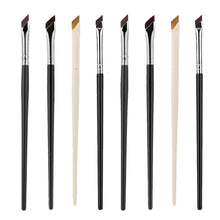Load image into Gallery viewer, 2Pcs Upgrade Blade Eyeliner Brush Ultra Thin Fine Angle Flat Eyebrow Brush Under The Eyes Place Precise Detail Brush