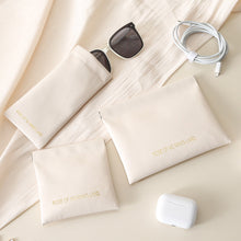 Load image into Gallery viewer, Portable Lipstick Makeup Storage Bag Fashion Automatically Closes Carrying Bag Pu Handbag Key Jewelry Cosmetic Organizer