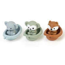 Load image into Gallery viewer, Stackable Bath Boats for Toddlers Water Play Animal Bath Stacking Boats with Puppets Sensory Bath Toys for Babies Parent-Child Bath Time