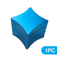 Load image into Gallery viewer, 1PC Universal Strong Magnetic Aluminum Alloy Chalk Storage Box Anti-Stain Three-Section Chalk Protection Box Billiards Supplies