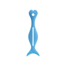 Load image into Gallery viewer, Multi Functional Eyeliner Auxiliary Magic Device Eyelash Baffle Eyeliner Eye Shadow Beauty Tool Silicone Eye Makeup Assistant