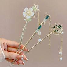 Load image into Gallery viewer, Elegant Chinese Style Tassel Hair Stick Hairpins Traditional Floral Hanfu Hair Sticks Women’s Vintage Bamboo Hair Accessories