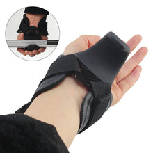 Load image into Gallery viewer, 1 Pair Upgraded Sports Assist Hooks With Wrist Guards Deadlifts Pull-Ups Weightlifting Assist Tool