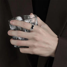 Load image into Gallery viewer, Simple Adjustable Checkerboard Men's Ring Black Resin Geometric Vintage Band Elegant And Fashionable Plated Ring