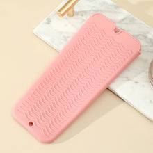 Load image into Gallery viewer, Silicone Curling Iron Insulation Bag Straight Hair Dressing Storage Straight Hair Stick Anti Scald Bag Portable Beauty Tools
