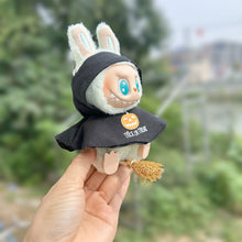 Load image into Gallery viewer, Halloween Pumpkin Cape +Broom Set For 17cm Labubu Doll Clothes Fashion Doll Pumpkin Cloak with Broom Dolls Accessories