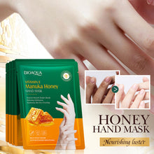 Load image into Gallery viewer, 1/5pcs Vitamin E Hand Mask Honey Nourishing Intense Moisturizing Cracked Skin Repair Silky Smooth Hands Glove Mask Anti-Aging Overnight Hand Treatment