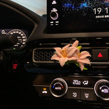 Load image into Gallery viewer, Car Air Outlet Perfume Clip Lily Shape Car Air Freshener Peach Blossom Aroma Diffuser Car Decoration Accessories Fresh Air