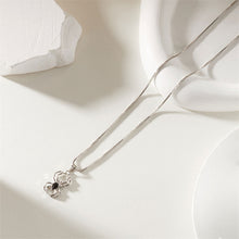Load image into Gallery viewer, Gothic Punk Spider Pendant Necklace Halloween Cool Choker Hip Hop Punk Style Jewelry Fashionable Edgy Spider Necklace