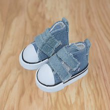 Load image into Gallery viewer, Suitable for 20cm Cotton Dolls 1/6 BJD Canvas Shoes Toys Casual Sports Shoes Dolls Accessories DIY Doll Toys