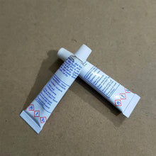 Load image into Gallery viewer, 1PC 10G Billiard Cue Tip Glue Aluminum Tube Cue Tip Adhesive Billiard Maintenance Repair Supplies