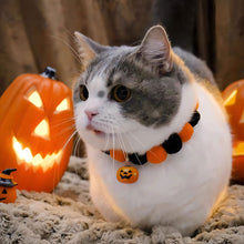 Load image into Gallery viewer, Halloween Pet Collar Funny Pumpkin Decoration Elastic Rope Dog Collar Accessories Cute Pumpkin Dog Necklace Pet Cat Bows