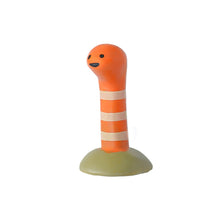Load image into Gallery viewer, Cartoon Cute Sea Eel Aquarium Decoration Resin Mini Landscape Ornament Funny Underwater Decor Miniature Figurine Unique Aquarium Ornament