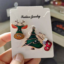 Load image into Gallery viewer, 3pcs/set Christmas Tree Elk Snowman Alloy Brooch Fashionable Christmas Corsage Jewelry Accessory Party Festival Gift