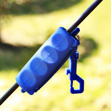 Load image into Gallery viewer, 1PC Portable Silicone Arrow Puller With Carabiner Anti-Slip Tear-Resistant For Recurve and Compound Bows Universal Arrow Remover Tool