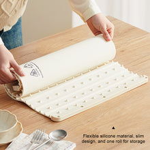 Load image into Gallery viewer, Electric Food Warmer Foldable Warming Tray Plate Warmer with 10 Temperature Levels 55°C-100°C Fast Heating Mat Warm Tray Winter Must