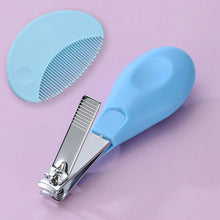 Load image into Gallery viewer, 6Pcs Newborn Baby Care Kit With Storage Bag Nasal Aspirator Nail Scissors Hair Comb Brush Cleaning Tools Set Newborn Gift Kids Healthcare Kit