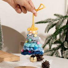 Load image into Gallery viewer, Knitted Christmas Tree with Jingle Bell Christmas Bell Hanging Decoration Wool Crochet Christmas Tree Hanging Pendant for Christmas Party