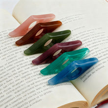 Load image into Gallery viewer, Resin Thumb Book Stand Book Page Holder Durable Reading Aid Book Accessories Convenient Bookmark Thumb Ring Book Opener Holder