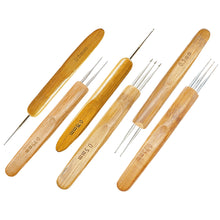 Load image into Gallery viewer, 0.5mm/0.7mm Dreadlock Crochet Hook Wood Crochet Needles Hair Dreadlocks Tool for Braid Craft Hair Crocheting Needles Set