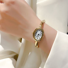 Load image into Gallery viewer, Bathtub Bracelet Watch Roman Numerals Oval Quartz Watch Retro Women's Watches Gold Watch Small Dial Light Luxury Watch
