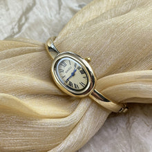 Load image into Gallery viewer, Bathtub Bracelet Watch Roman Numerals Oval Quartz Watch Retro Women's Watches Gold Watch Small Dial Light Luxury Watch