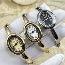 Load image into Gallery viewer, Bathtub Bracelet Watch Roman Numerals Oval Quartz Watch Retro Women's Watches Gold Watch Small Dial Light Luxury Watch