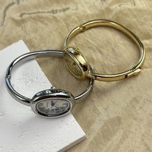 Load image into Gallery viewer, Bathtub Bracelet Watch Roman Numerals Oval Quartz Watch Retro Women's Watches Gold Watch Small Dial Light Luxury Watch