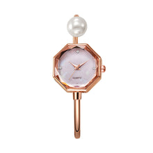 Load image into Gallery viewer, Fashionable Pearl Women's Bracelet Quartz Watch Diamond Cut Surface Exquisite Bracelet Light Luxury High-End Watch Accessories