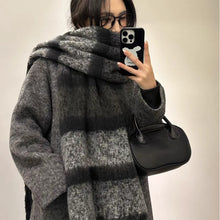 Load image into Gallery viewer, Winter Korean Style Women's Scarf High-End Thickened Warm Scarf Neck Warmer Thick Neckerchief Accessories