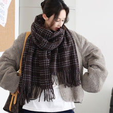 Load image into Gallery viewer, Winter Striped Checkered Retro Scarf Women's Scarf Warm Thick Neckerchief Shawl High-End Tassels Scarf Cold Weather Accessories