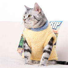 Load image into Gallery viewer, 2.5-7.5kg Pet Fleece Vest Cat Dog Warm Winter Sweater Fleece Lined Soft Cute Pet Apparel For Indoor Outdoor Winter Use Pet Owners Gift