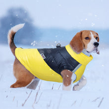 Load image into Gallery viewer, 4-30kg Winter Dog Warm Cloths Reflective Waterproof Dog/Cat Vest Fleece-Lined Outdoor Adventure Rainy Day Night Safety Seasonal Pet Fashion