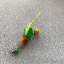 Load image into Gallery viewer, Insect-shaped Feather Cat Toy Replacement Head DIY Replace Cat Teaser Stick Replacement Pendant Pet Toy Accessories For Cat Owners/Lovers