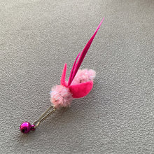 Load image into Gallery viewer, Insect-shaped Feather Cat Toy Replacement Head DIY Replace Cat Teaser Stick Replacement Pendant Pet Toy Accessories For Cat Owners/Lovers