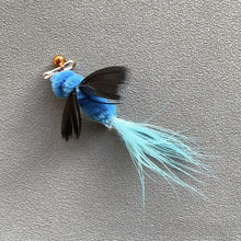 Load image into Gallery viewer, Insect-shaped Feather Cat Toy Replacement Head DIY Replace Cat Teaser Stick Replacement Pendant Pet Toy Accessories For Cat Owners/Lovers