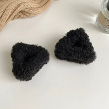 Load image into Gallery viewer, 2Pcs Plush Cat Ears Shape Hair Clips Black Hairpins Girls Headwear Hair Accessories Duck Beak Clip Grip Clip