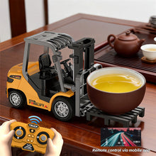 Load image into Gallery viewer, Remote Control Mini Forklift Engineering Toy Realistic Lifting Function Speed Adjustment Construction Simulation Boys and Girls Creative Toys