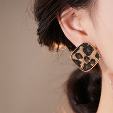 Load image into Gallery viewer, Retro Earrings Geometric Heart Leopard Print Earrings Light Luxury Earrings Fashion Accessories Gift For Women