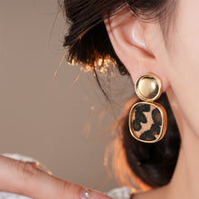 Load image into Gallery viewer, Retro Earrings Geometric Heart Leopard Print Earrings Light Luxury Earrings Fashion Accessories Gift For Women