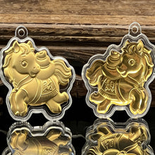 Load image into Gallery viewer, 1PC 2026 Zodiac Horse Imitation Gold Foil Lucky Charm Keychain Phone Chain Key Ring Souvenir New Year Wealth Gift