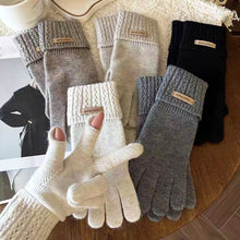 Load image into Gallery viewer, Women Knitted Gloves Thickened Anti-Slip Touchscreen Gloves Cycling Warm Gloves Winter Outdoor Windproof Equipment