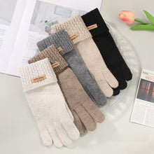 Load image into Gallery viewer, Women Knitted Gloves Thickened Anti-Slip Touchscreen Gloves Cycling Warm Gloves Winter Outdoor Windproof Equipment