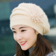 Load image into Gallery viewer, Full Coverage Thick Warm Korean Style Slouchy Hat Women Winter New Soft Skin-Friendly Face-Slimming Versatile Knit Cap