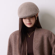 Load image into Gallery viewer, Fashionable Beret Warm Wool Hat Retro Lady Painter's Hat Winter Women Accessories Female Gift