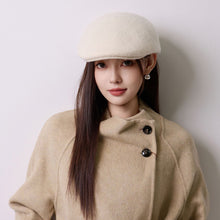 Load image into Gallery viewer, Fashionable Beret Warm Wool Hat Retro Lady Painter's Hat Winter Women Accessories Female Gift
