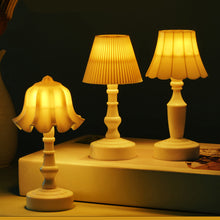 Load image into Gallery viewer, Mini LED Night Light Battery Powered Pleated Shellflower Bud Table Lamp Modern Retro Nordic Style For Bedroom Decor
