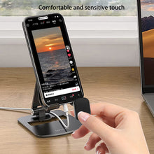 Load image into Gallery viewer, Scrolling Ring Remote Control Touchpad Camera Shutter Mouse Ring for Short Video Control Compatible with iPhone iPad