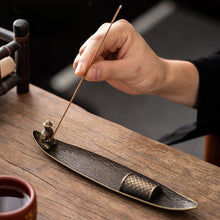 Load image into Gallery viewer, Fisherman Boat Shaped Incense Burne Incense Holder Retro Aromatherapy Ornament Creative Sandalwood Incense Insert Home Decoration