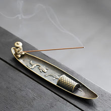 Load image into Gallery viewer, Fisherman Boat Shaped Incense Burne Incense Holder Retro Aromatherapy Ornament Creative Sandalwood Incense Insert Home Decoration